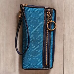NWOT Coach Aqua Blue Signature CC Zip Accordian Wallet Clutch